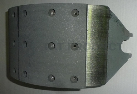 Колодка тормозная в сборе на 6520 литая (с укороченной накладкой)